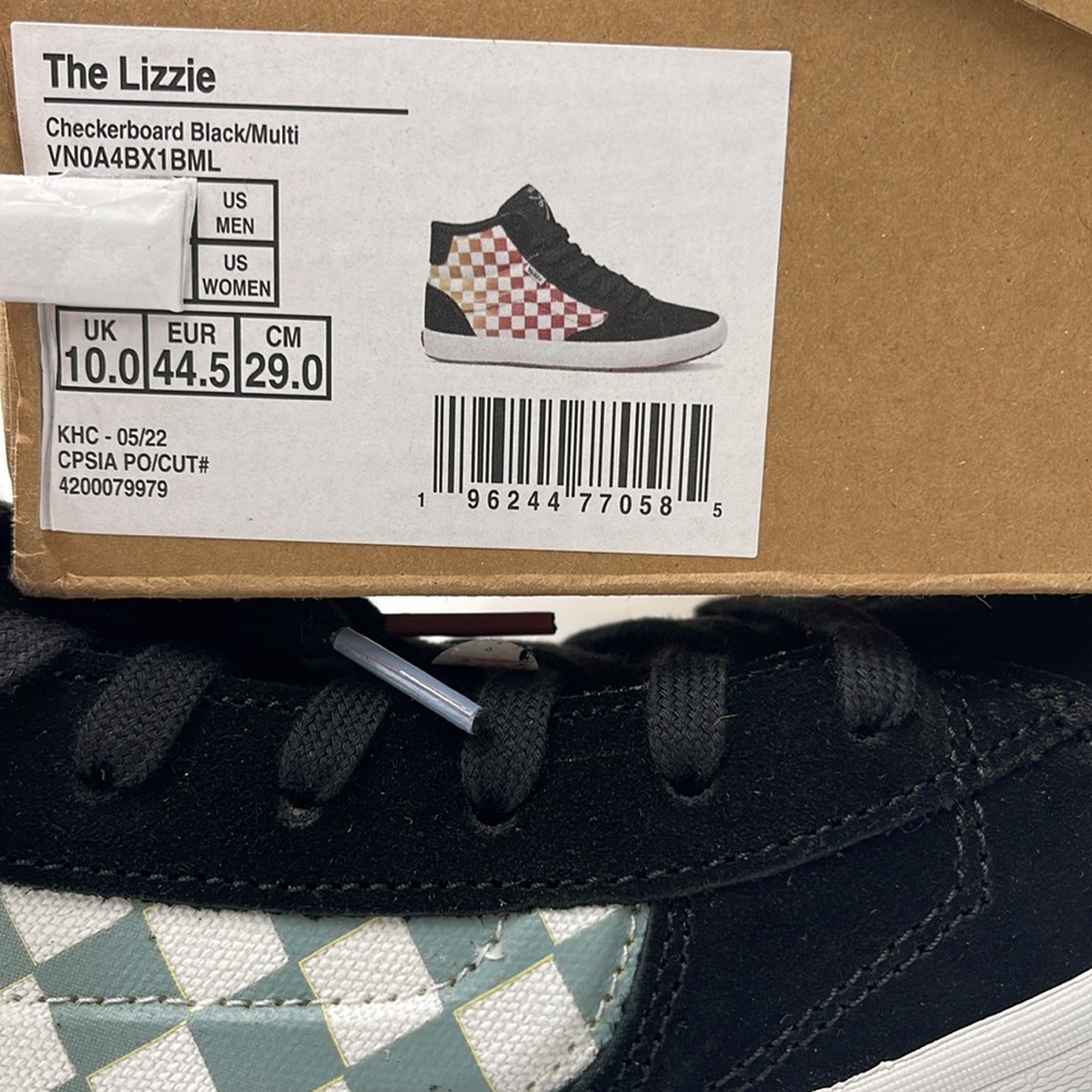 Vans WMNS High-Top Sneakers The Lizzie
Checkerboard Black/Multi
VN0A4BX1BML - Picture 16 of 16